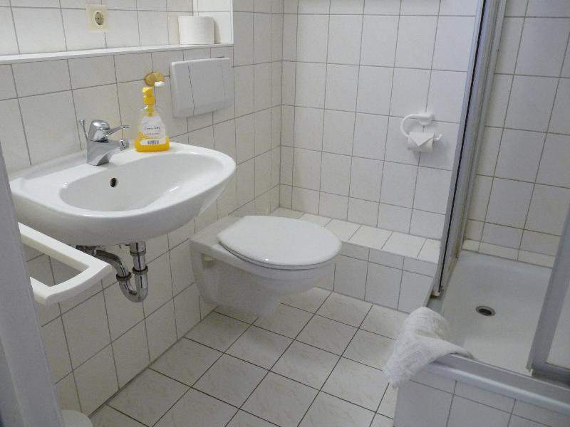 Zimmer_9.JPG Zimmer_9.JPG